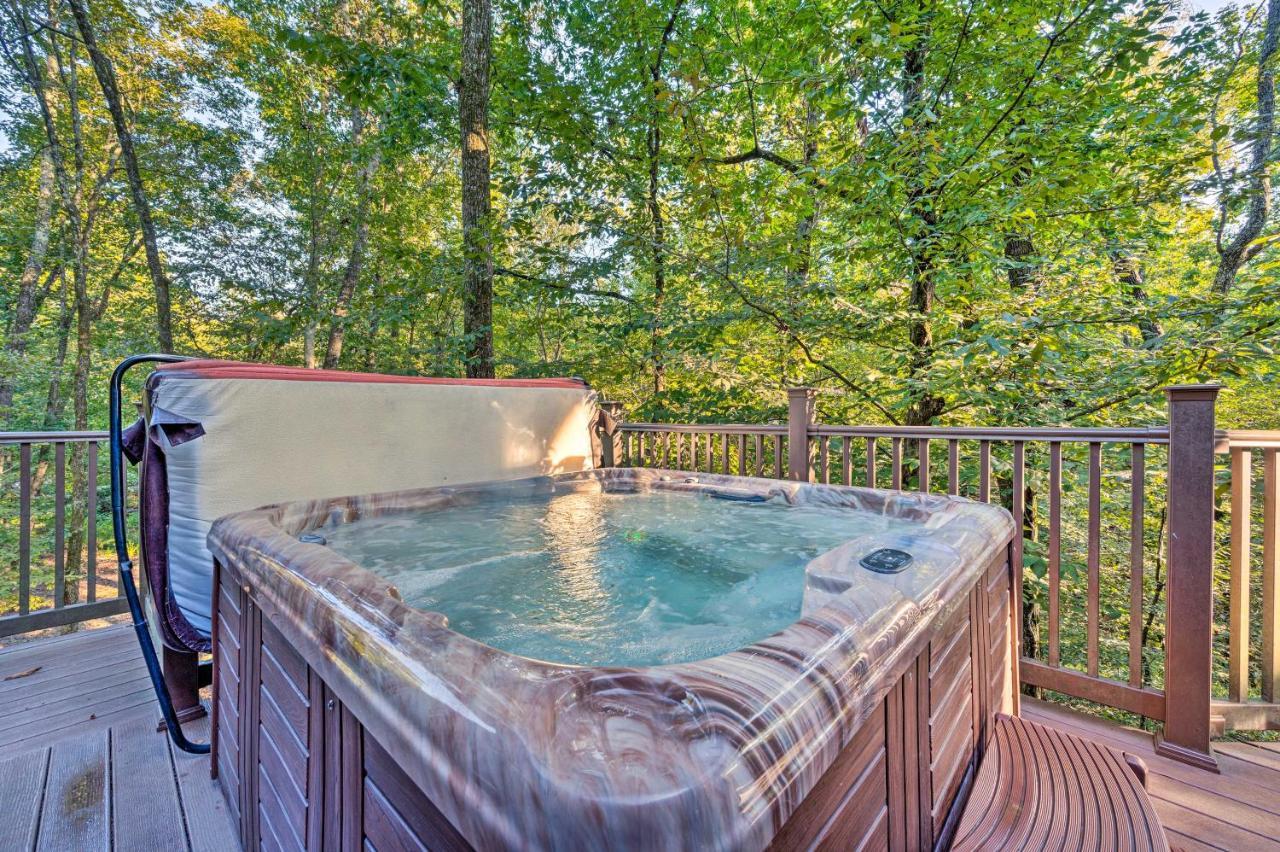 Creekside Broken Bow Cabin With Hot Tub And Fire Pit! Stephens Gap Bagian luar foto