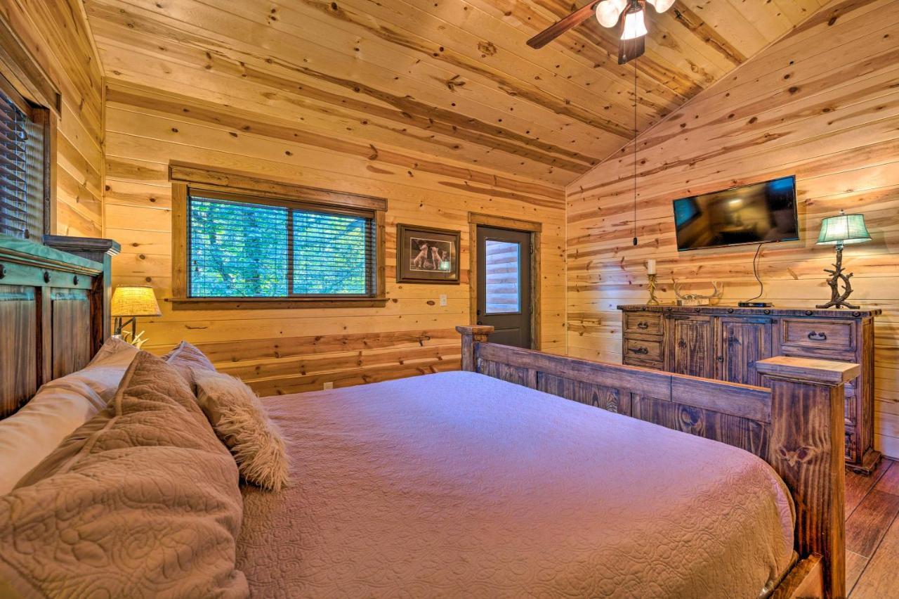 Creekside Broken Bow Cabin With Hot Tub And Fire Pit! Stephens Gap Bagian luar foto