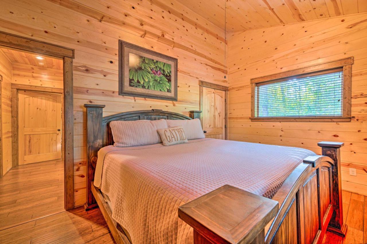 Creekside Broken Bow Cabin With Hot Tub And Fire Pit! Stephens Gap Bagian luar foto